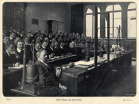 105236 Afbeelding van een collegezaal tijdens een college van prof.dr. W.H. Julius, geboren 1860, hoogleraar in de ...